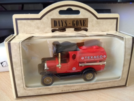 8016 1920 Model T Ford Tanker - Texaco